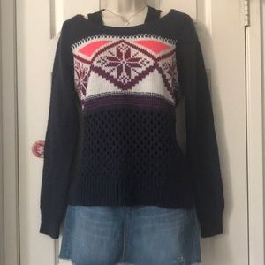 🦅American Eagle Outfitters Long Sleeve Sweater🦅